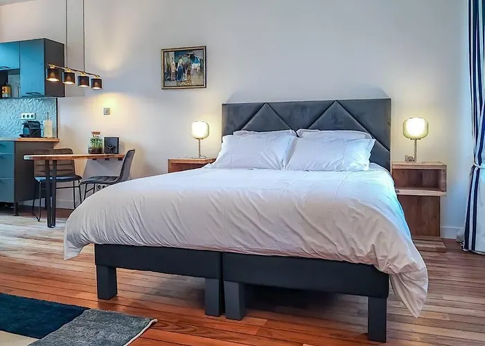 The Blue Suite Etretat
